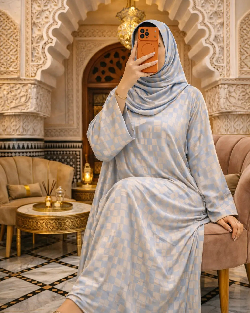 B عباية رمضانية بالفولار – أناقة تليق بأجواء الشهر الفضيل