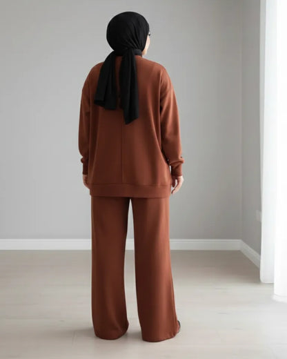 طقم نسائي قطعتين محتشم – سويتشيرت وبنطال واسع