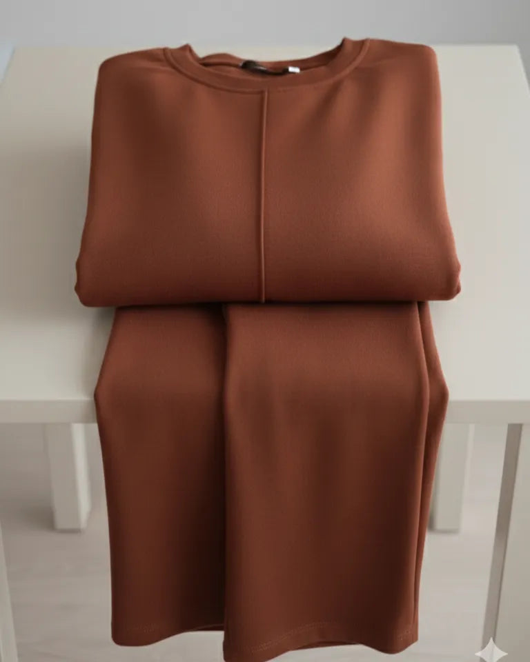 طقم نسائي قطعتين محتشم – سويتشيرت وبنطال واسع