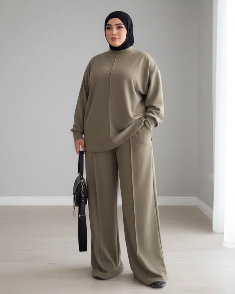 طقم نسائي قطعتين محتشم – سويتشيرت وبنطال واسع