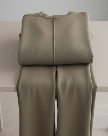 طقم نسائي قطعتين محتشم – سويتشيرت وبنطال واسع