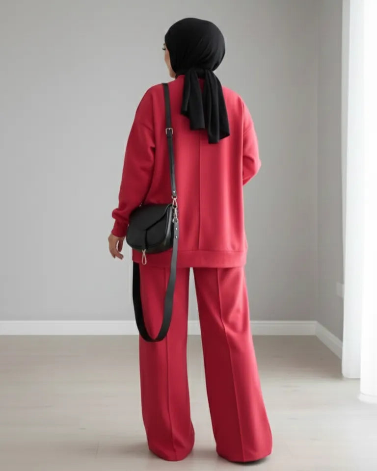 طقم نسائي قطعتين محتشم – سويتشيرت وبنطال واسع