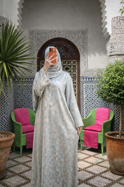 عباية رمضانية بالفولار – تصميم محتشم وراقي